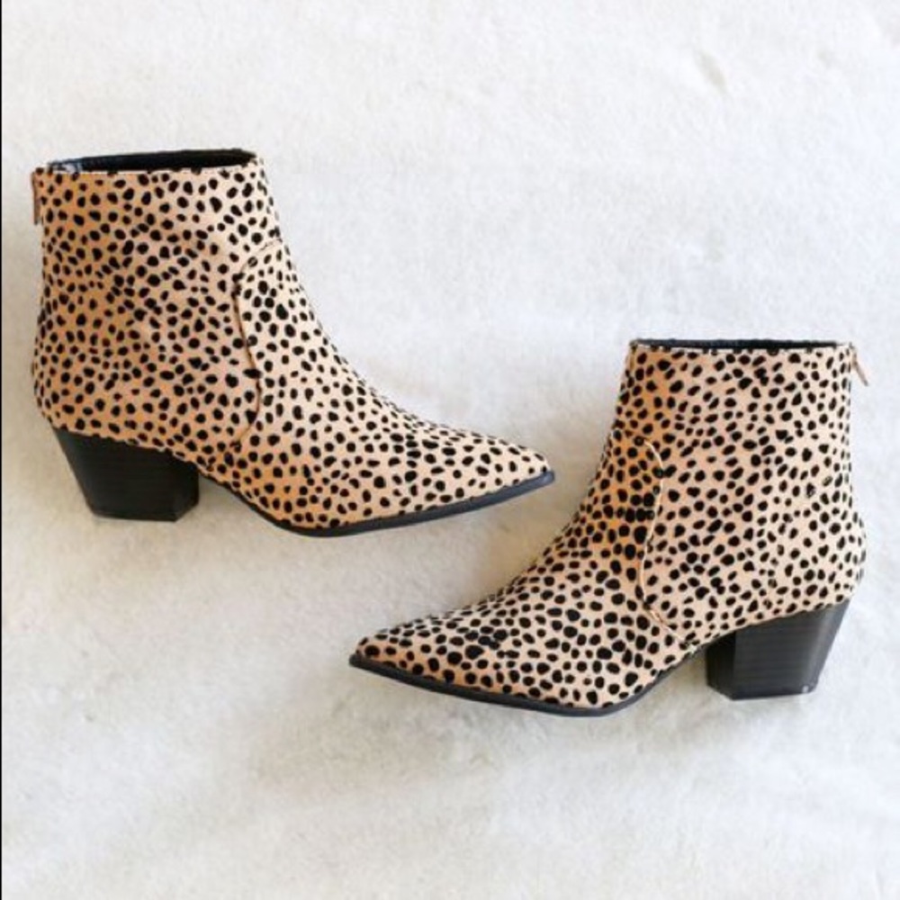 HEELED CHEETAH BOOTIES NWOT SZ 8